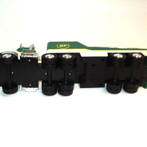 BP Oil Semi-Truck Race Car Carrier Limited Edition 1994 Toy 11 1/2" Long - Picture 6 of 9